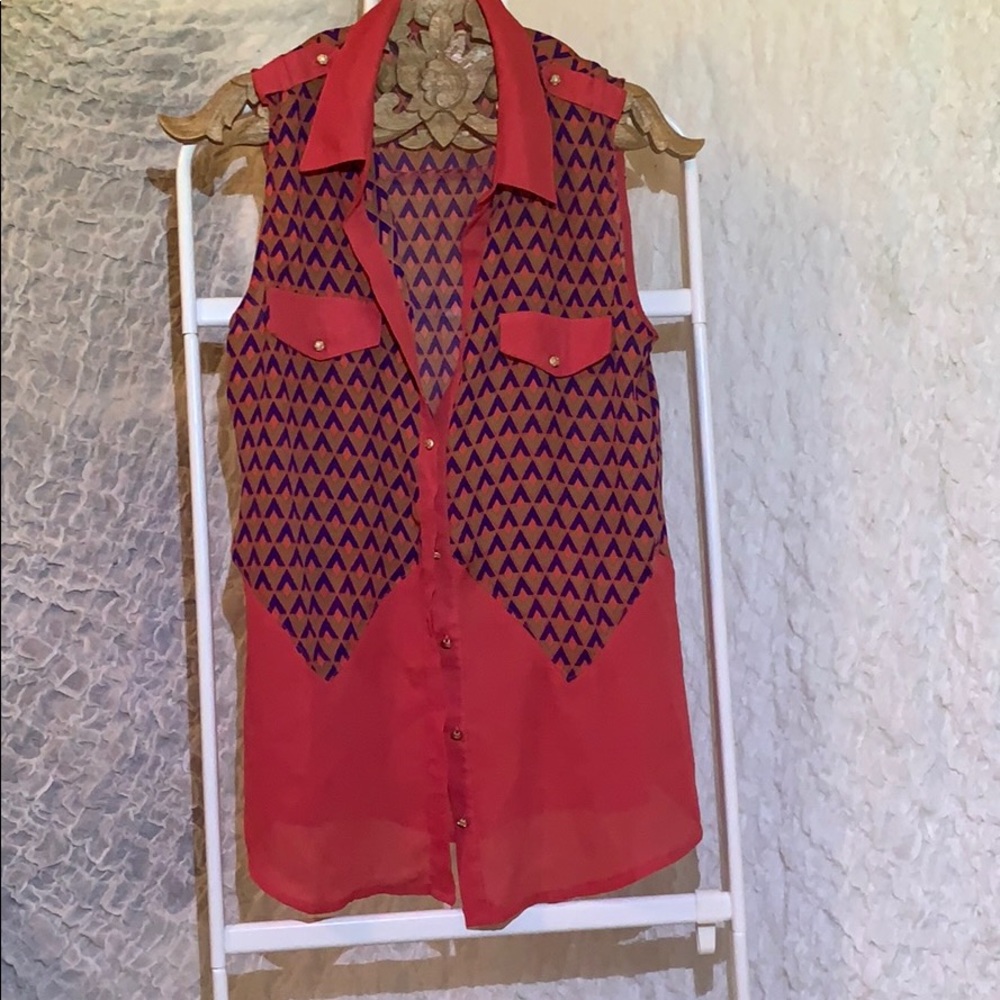 Coral Geometric Diamond Button Down Tank Top